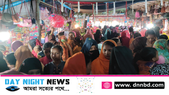 ফুলবাড়ীতে ঐতিহ্যবাহী বউ মেলা বিক্রেতা পুরুষ, ক্রেতা শুধুই নারী